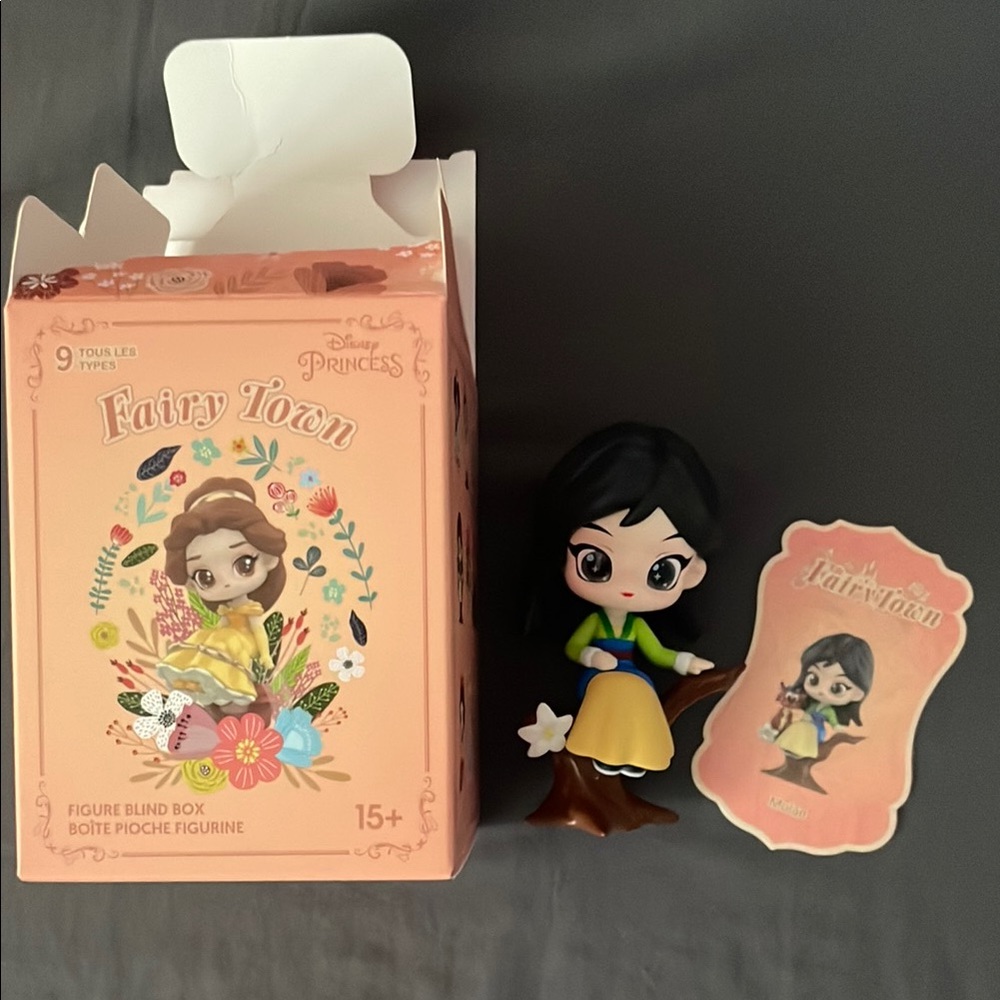 Disney Princess Fairy Town Figurine: Mulan